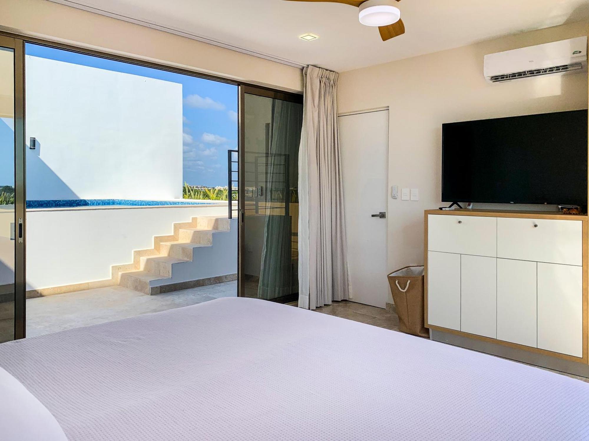 Apartment Luxe Penthouse With Rooftop Pool And Grill *