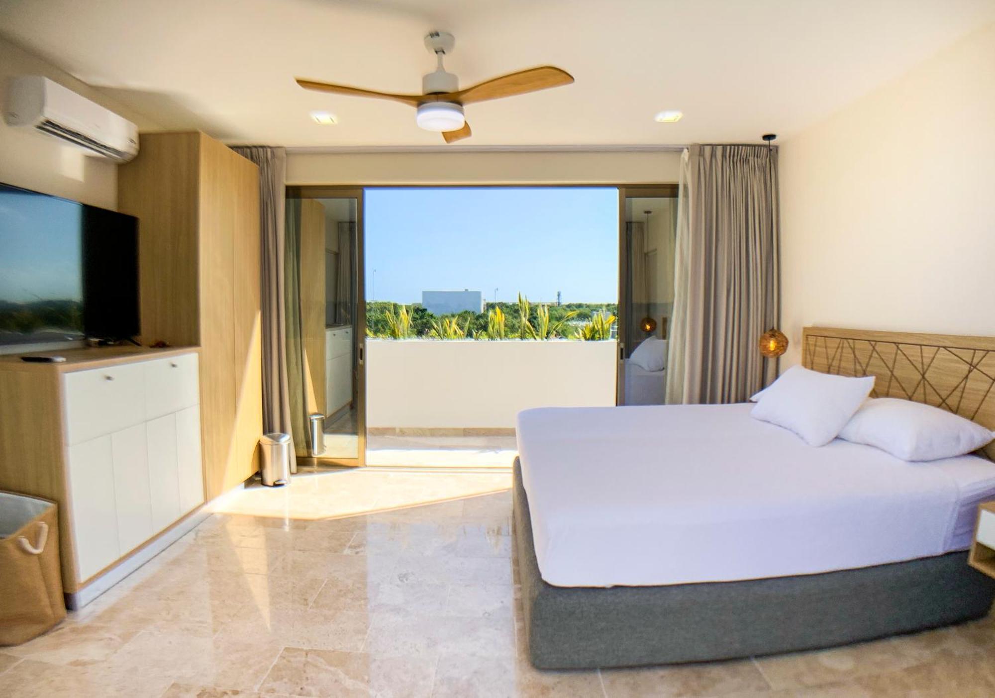 Apartment Luxe Penthouse With Rooftop Pool And Grill *